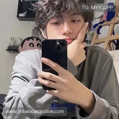 葛昀